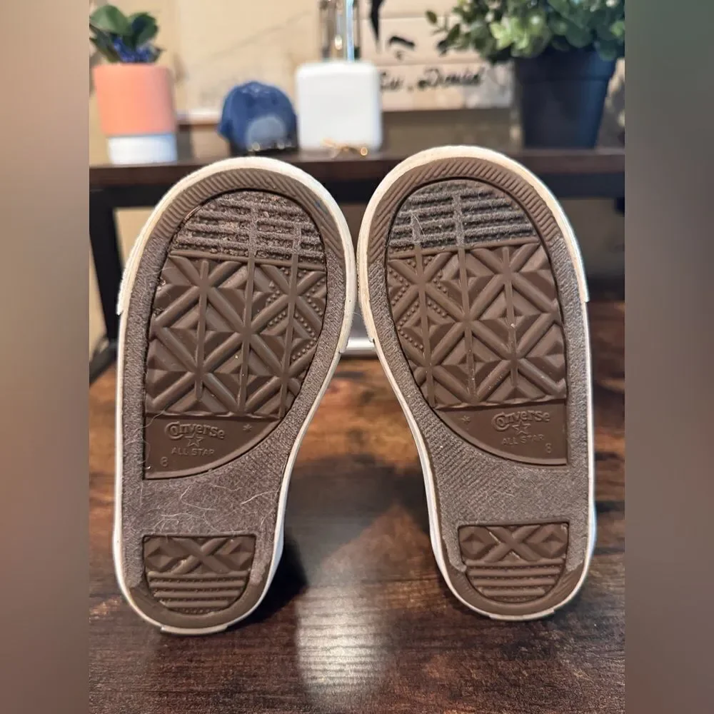 Converse tan:black sneakers size infant 8
